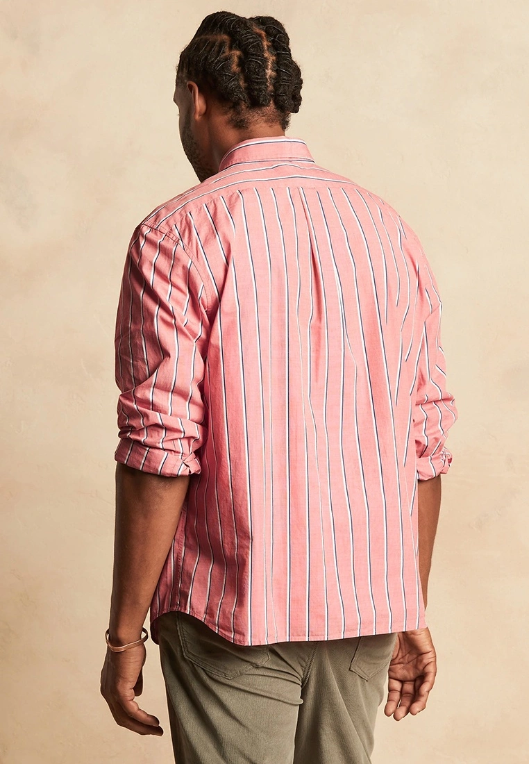 Banana Republic Untucked Standard-Fit Perfect Poplin Shirt 5 Banana Republic Untucked Standard-Fit Perfect Poplin Shirt - Image 3