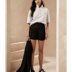 Banana Republic Pleated Linen Shorts