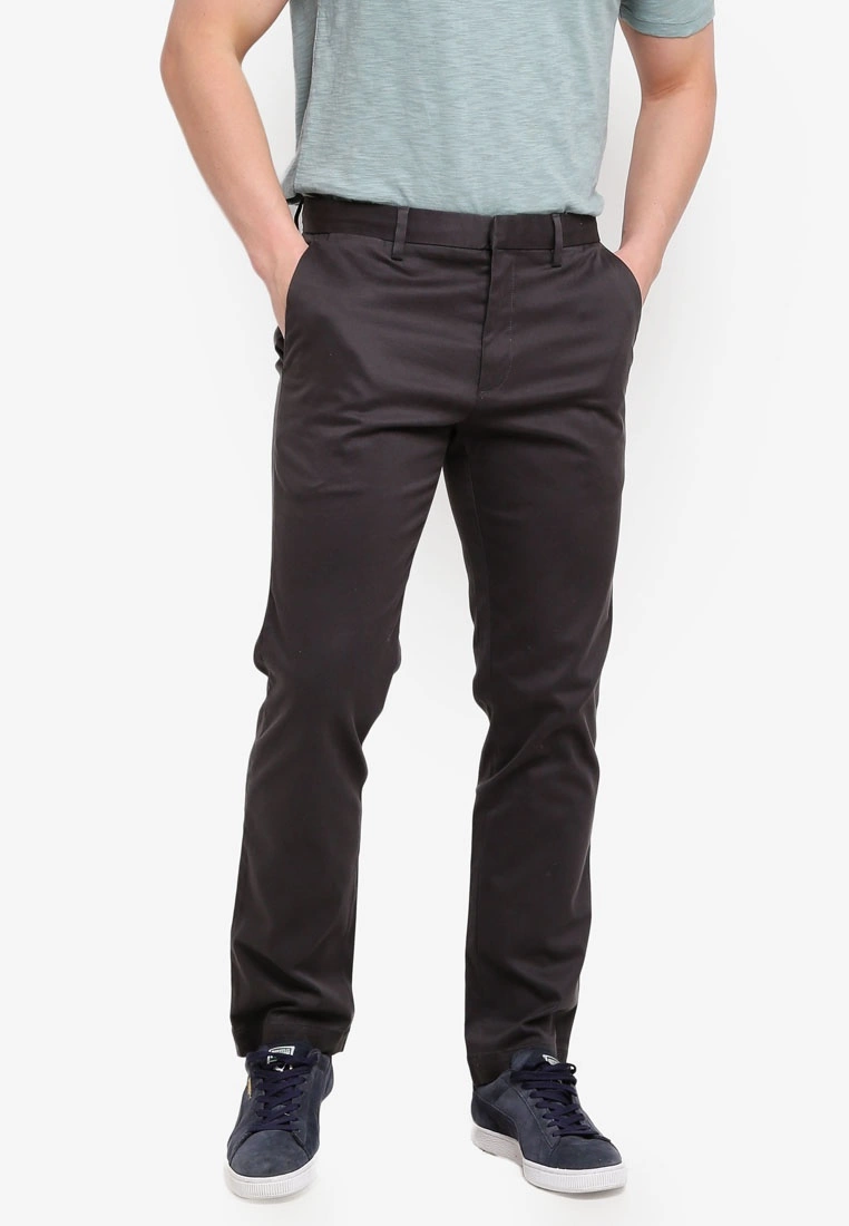 Banana Republic Aiden Slim Rapid Movement Denim 3 Banana Republic Aiden Slim Rapid Movement Denim