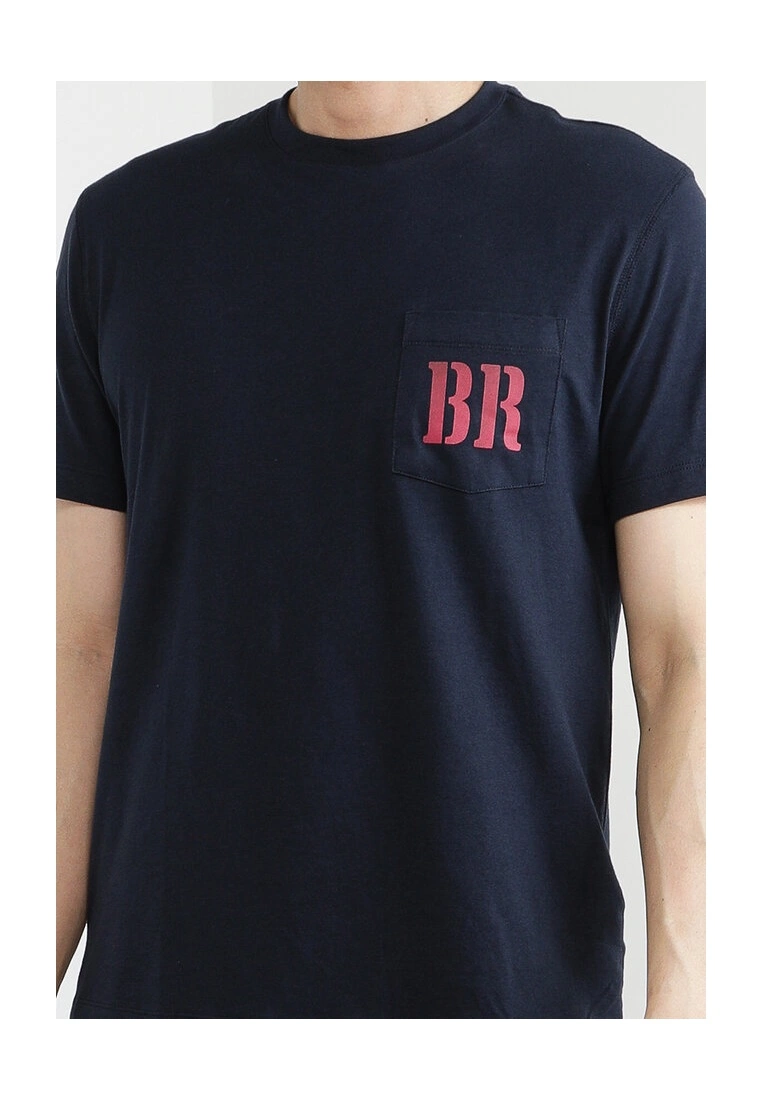 Banana Republic Pocket Graphic Tee 5 Banana Republic Pocket Graphic Tee - Image 3