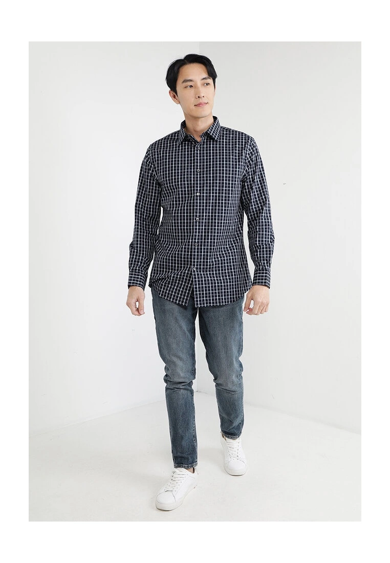 Banana Republic Slim Dress Shirt 6 Banana Republic Slim Dress Shirt - Image 4