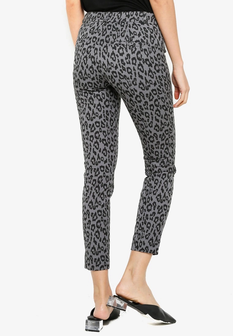 Banana Republic MODERN SLOAN LEOPARD PRINT 4 Banana Republic MODERN SLOAN LEOPARD PRINT - Image 2