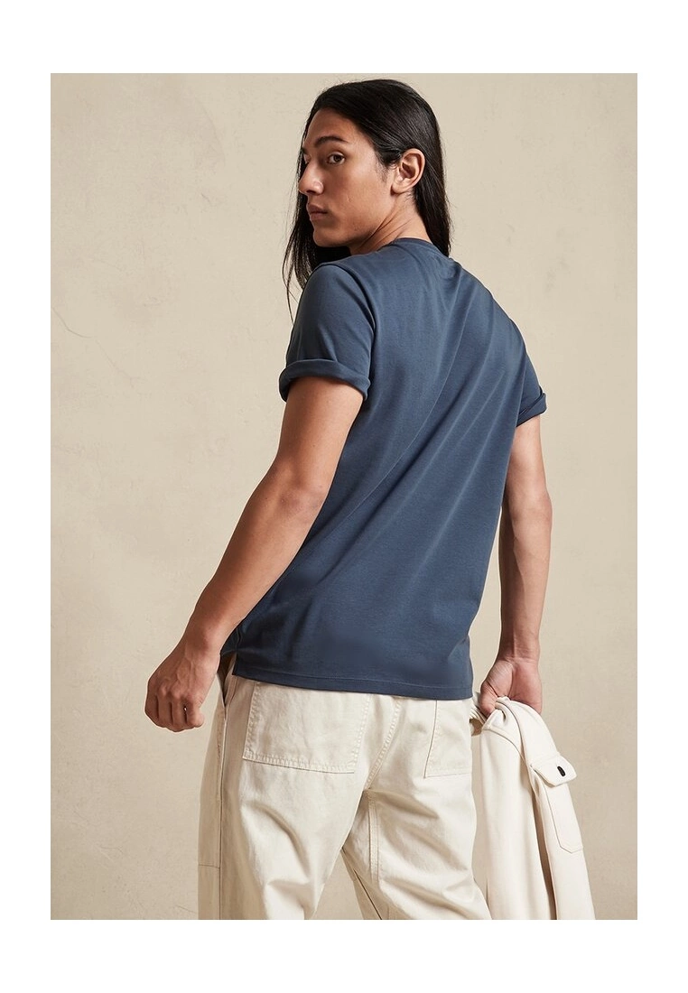 Banana Republic Luxury-Touch Performance T-Shirt 4 Banana Republic Luxury-Touch Performance T-Shirt - Image 2