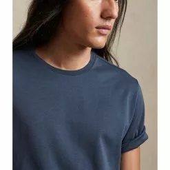 Banana Republic Luxury-Touch Performance T-Shirt 9 Banana Republic Luxury-Touch Performance T-Shirt -Outlet Banana Republic Store banana republic 4331 8106626 3