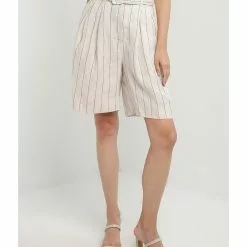 Banana Republic Tailored Bermuda Linen Shorts