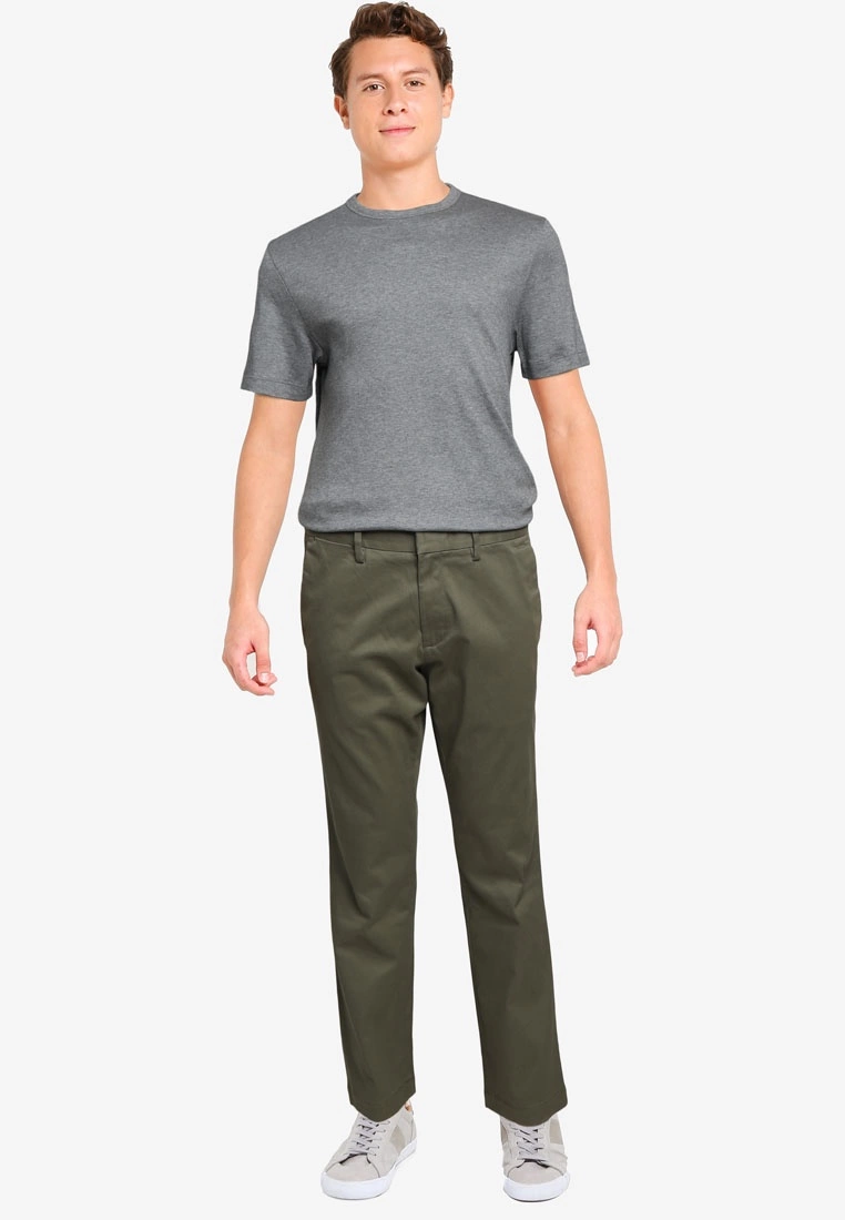 Banana Republic Luxury Touch Performance T-Shirt 6 Banana Republic Luxury Touch Performance T-Shirt - Image 4