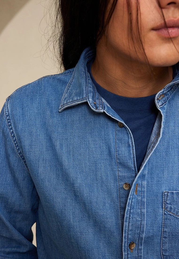 Banana Republic Heavy Denim Shirt 5 Banana Republic Heavy Denim Shirt - Image 3