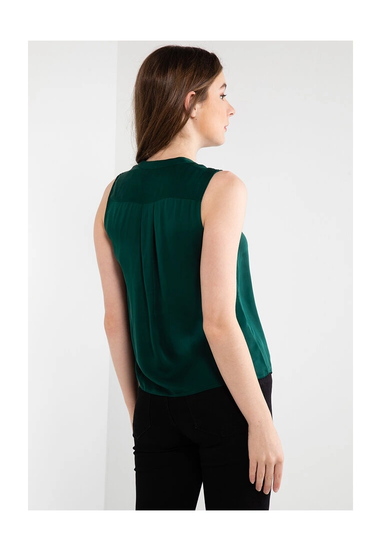 Banana Republic Sleeveless Plain Top 4 Banana Republic Sleeveless Plain Top - Image 2