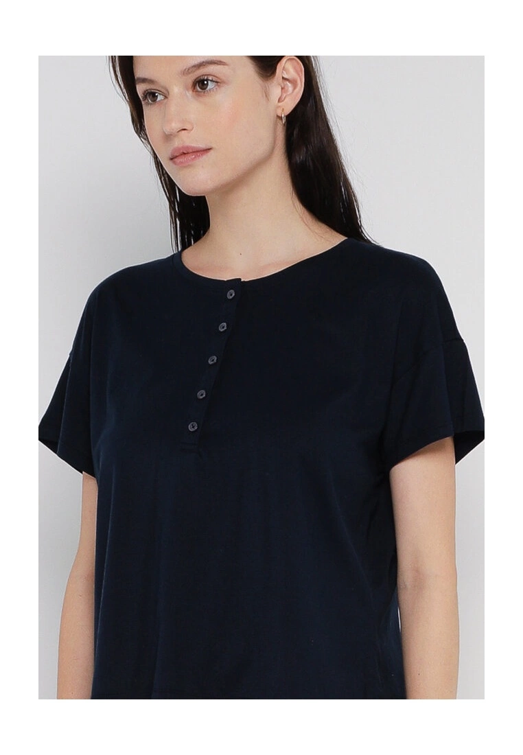 Banana Republic Short Sleeves Supima Boxy Henley Top 5 Banana Republic Short Sleeves Supima Boxy Henley Top - Image 3